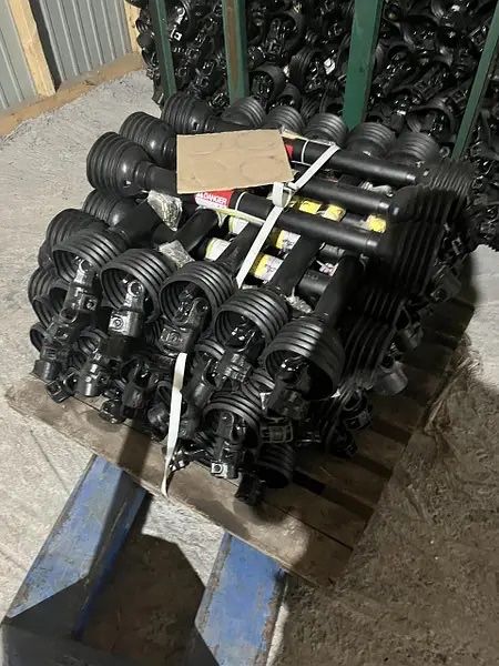 Шлицевой кардан, Гук, Шарнир, копалка, косилка, опрыскиватель