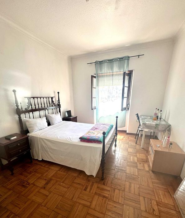 Quarto casal/entrada Imediata. Setúbal - 470€/mês