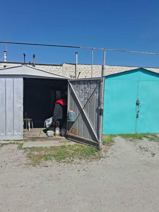 Продам гараж на кварталі 278