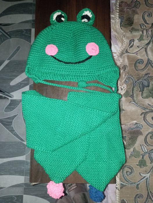 Осенне-весенний комплект шапка+шарф