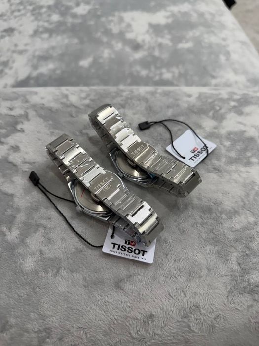 Годинник Tissot PRX кварцевий