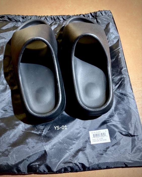 Yeezy Slides YS-01,  czarne