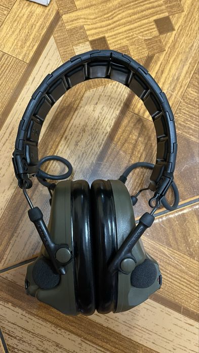 Тактичні навушники PELTOR"