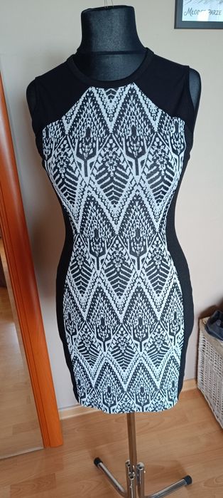 H&M sukienka rozmiar M