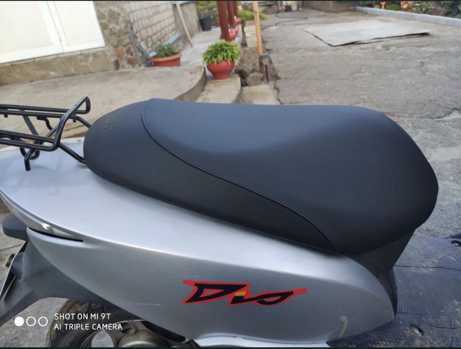 Чехол сиденья Suzuki Lets, а также Honda Dio, Yamaha Jog и другие