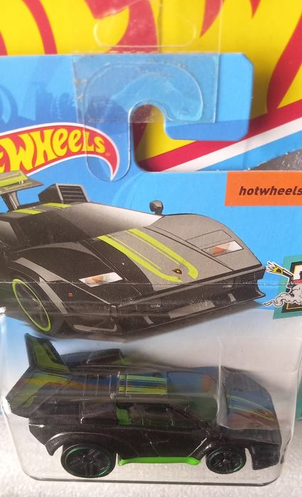 Lamborghini countach hot wheels