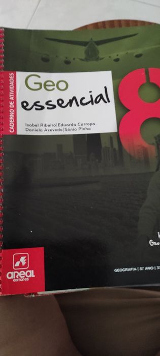 Livros Agatha e uma aventura entre Douro ,Caderno de atividades 8o ano