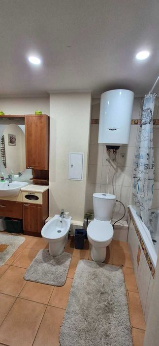 Оренда 3-кімнатної квартири 120 м.кв.біля метро «Палац Україна» Антоновича,122