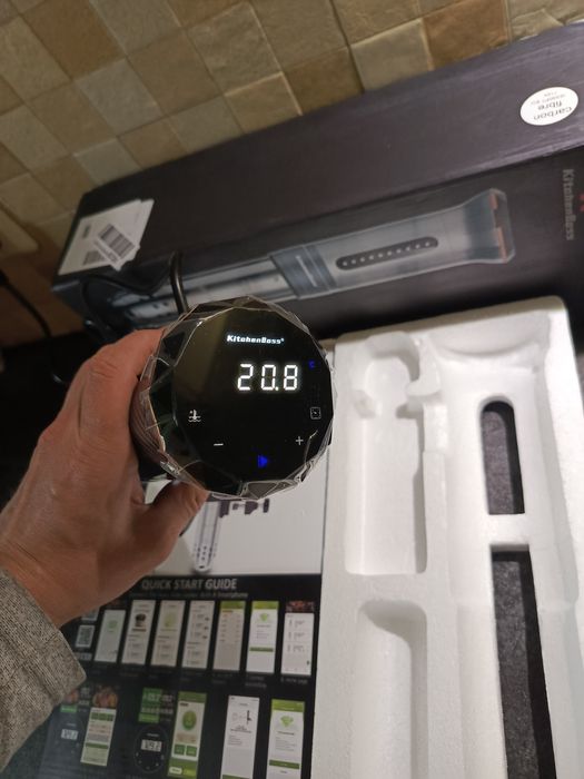 Kitchenboss G300PX ultra quiet sous vide cooker