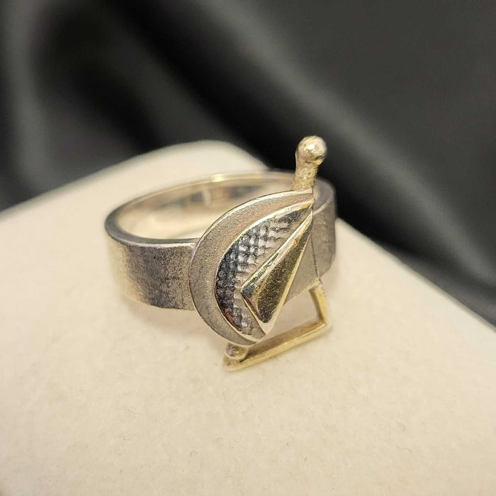 srebrny pierścionek próby 925