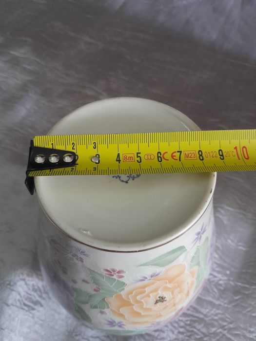 Pote decorativo em cerâmica