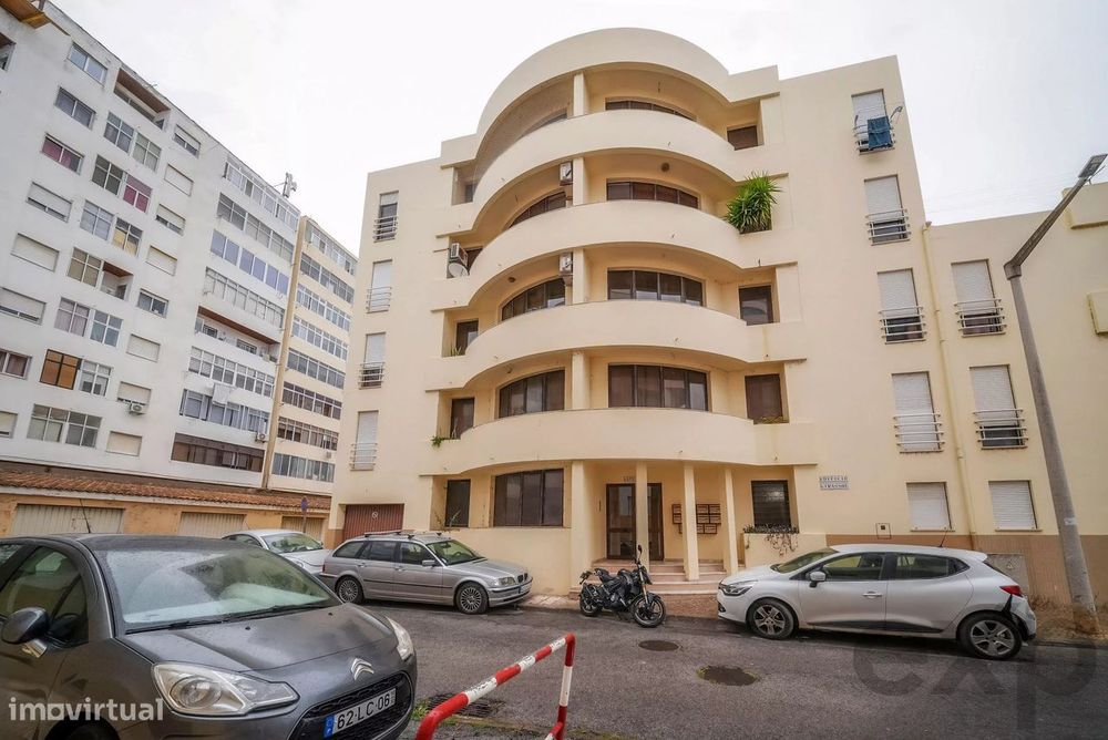 Apartamento T3 no centro de Olhão.