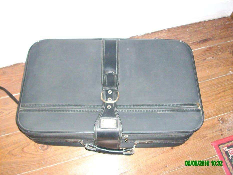Mala de viagem preta