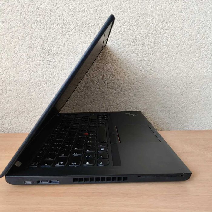 Для дому, офісу Lenovo A485 14"FHD/IPS Ryzen 5 2500U/4GB/256M.2/Vega8