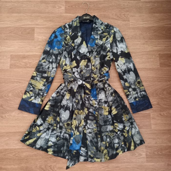 Плащ Desigual, 40р.