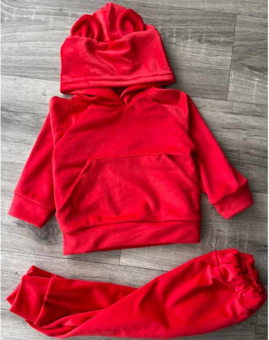 Костюм для дівчинки