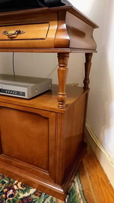 Mesa vintage para TV