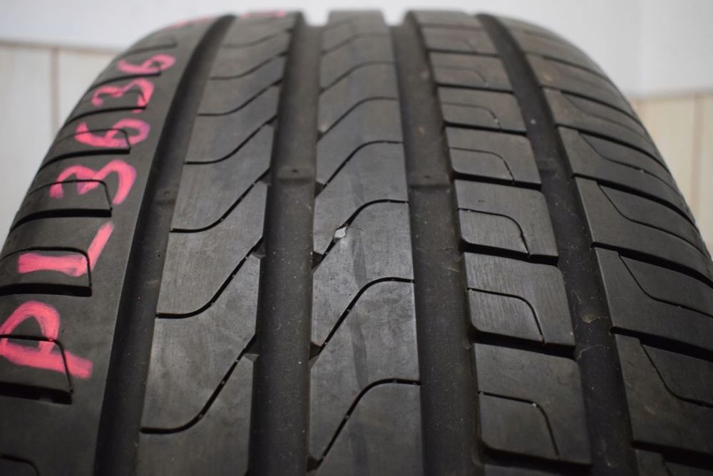 R20 255/40 Pirelli Scorpion Verde Seal Inside