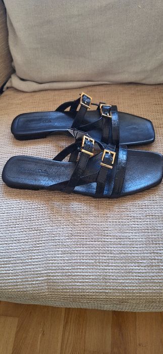 Sandálias pretas Massimo Dutti 39