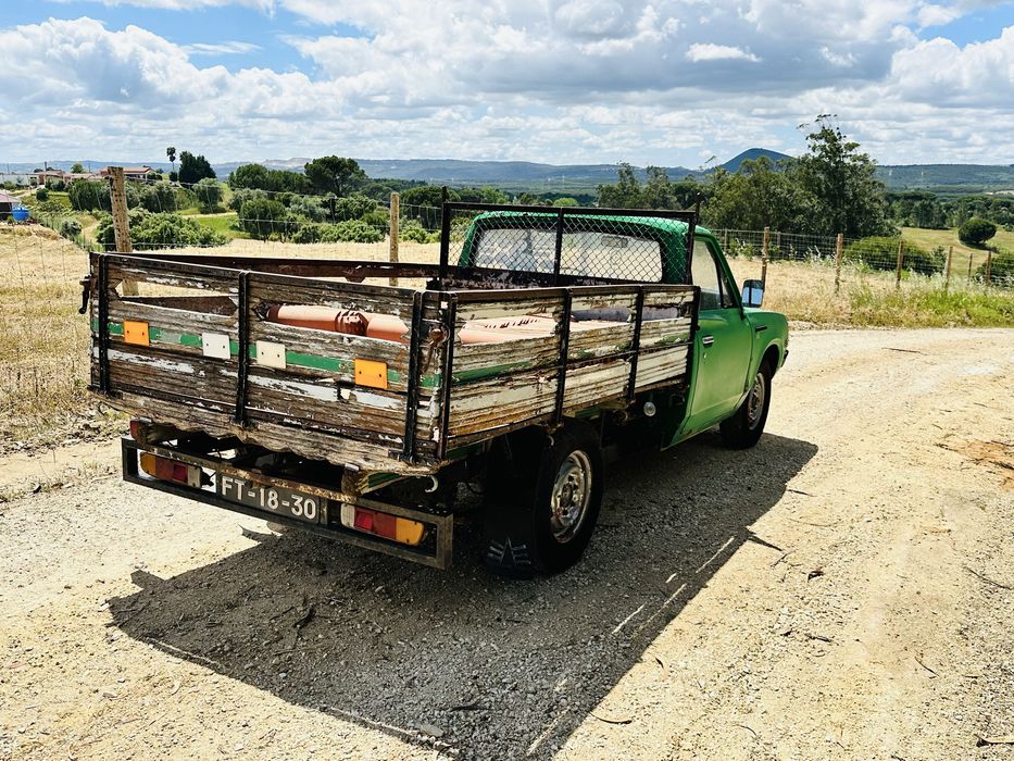 Carrinha caixa aberta/ Pick up Datsun 620