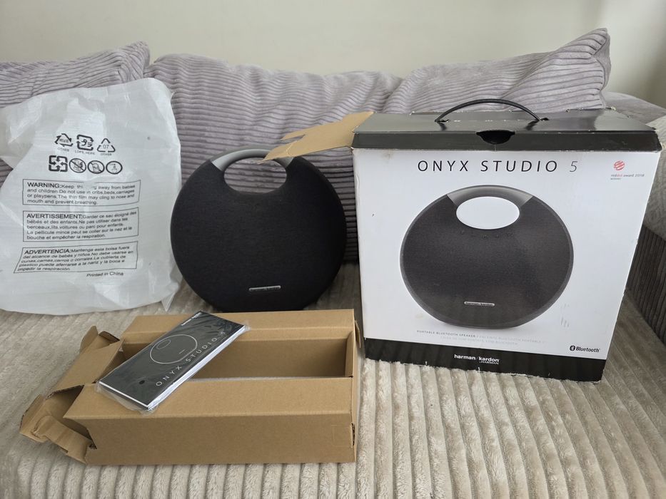 Harman Kardon Onyx Studio 5