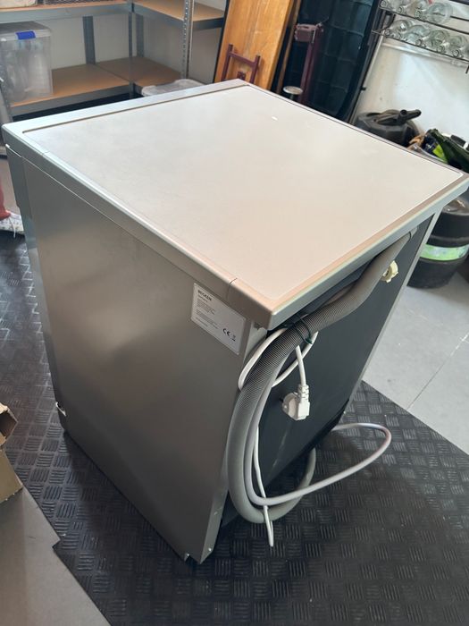 Máquina de Lavar Loiça BECKEN BDW5296 IX (dentro da garantia)