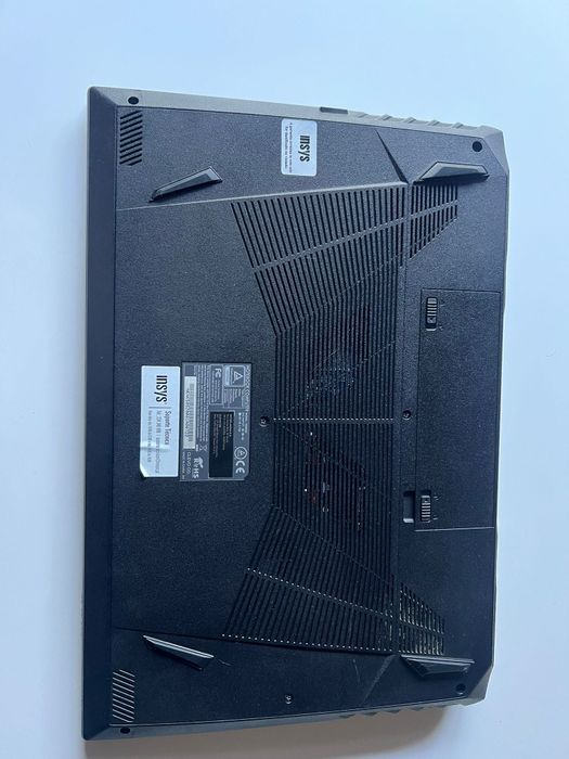 Pc portatil insys