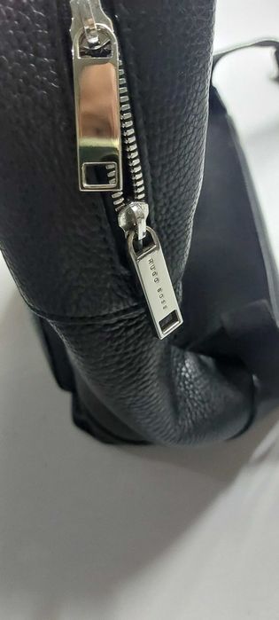 Saco/Mochila Hugo Boss em Pele Texturizada