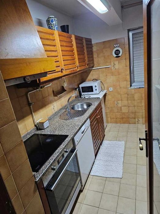 Quarto individual centro braga(despesas incluidas)