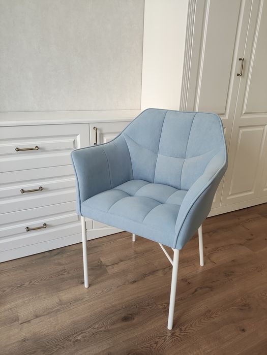 Нове крісло блакитне 2 шт