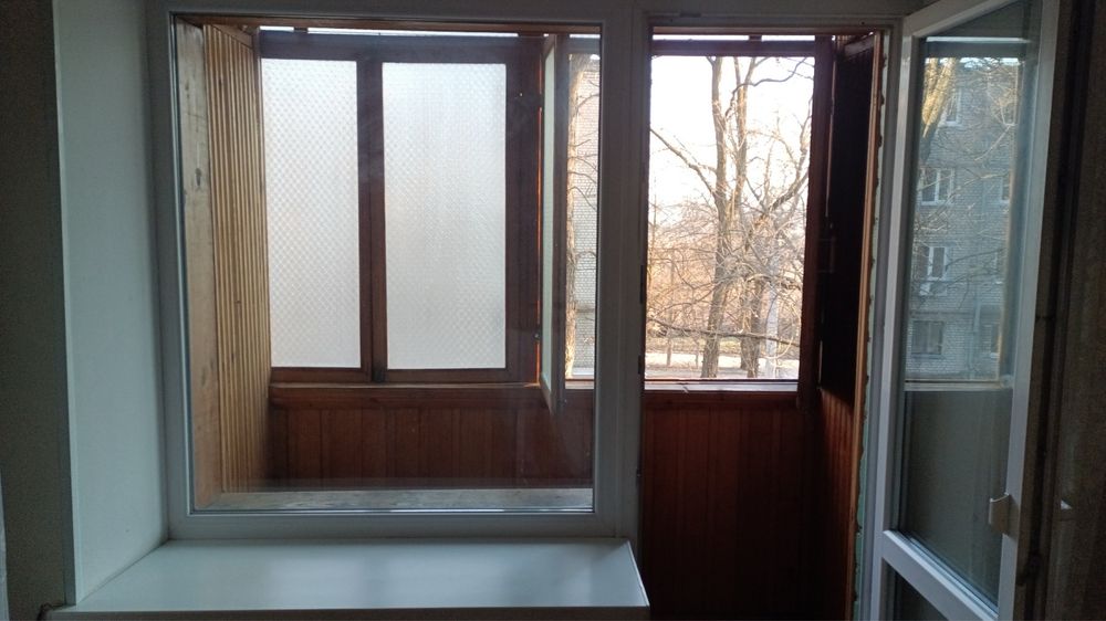 Вільна! 2-к кв 3/5 по вул С.Синенка ( правий берег)