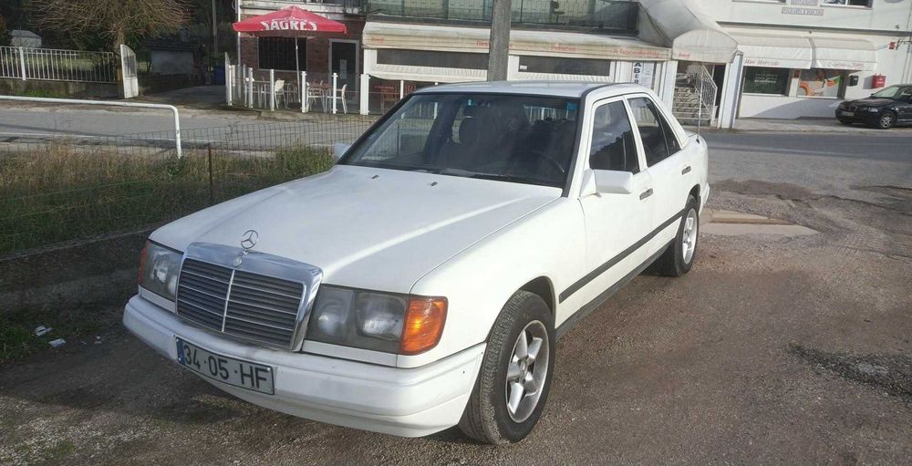 Mercedes 200 a circular