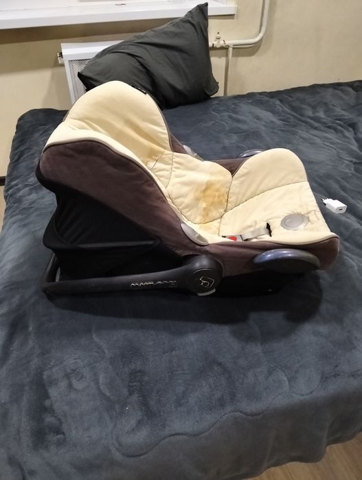 Автокрісло для немовлят Maxi Cosi