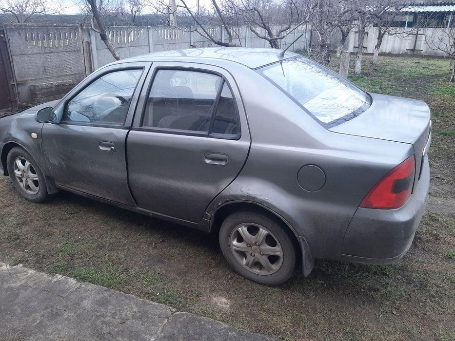 Продам  срочно  авто Geely CK 2011