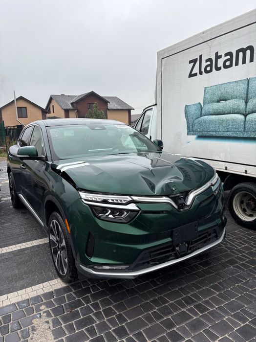 Vinfas VF8 2023 електроавтомобіль