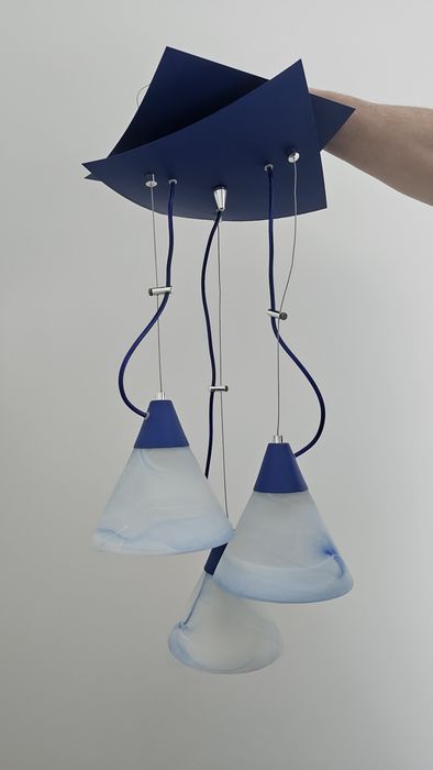 Lampa wisząca sufitowa żyrandol z 3 kloszami i regulacją wysokości