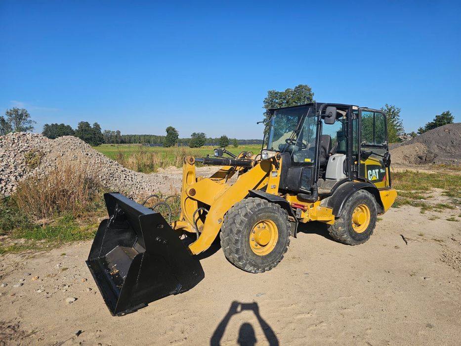 Caterpillar 906  Ładowarka Caterpillar 906