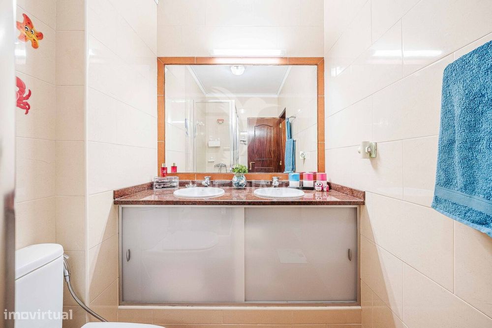 BAIXA DE PREÇO - Apartamento T2 C/garagem em Agualva-Cacém – Oportu...
