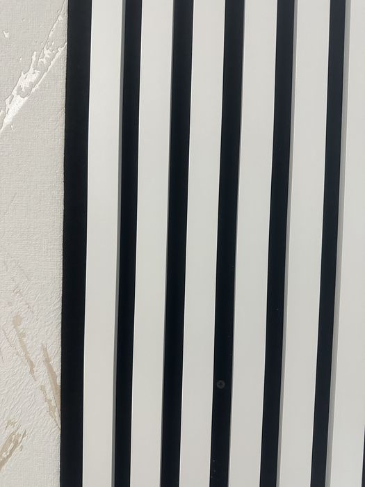 Nowy panel scienny bialo-czarny