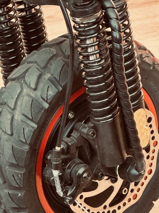 Tritunette electric 75 km/h