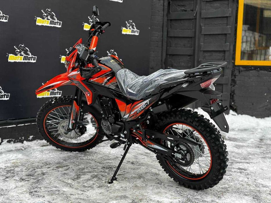 Мотоцикл SPARK SP250D-7