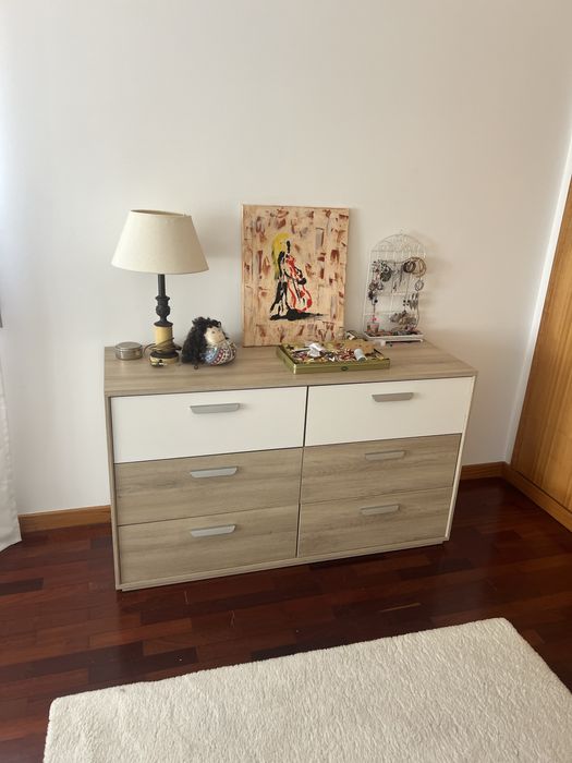 Conjunto cama+cómoda+armário