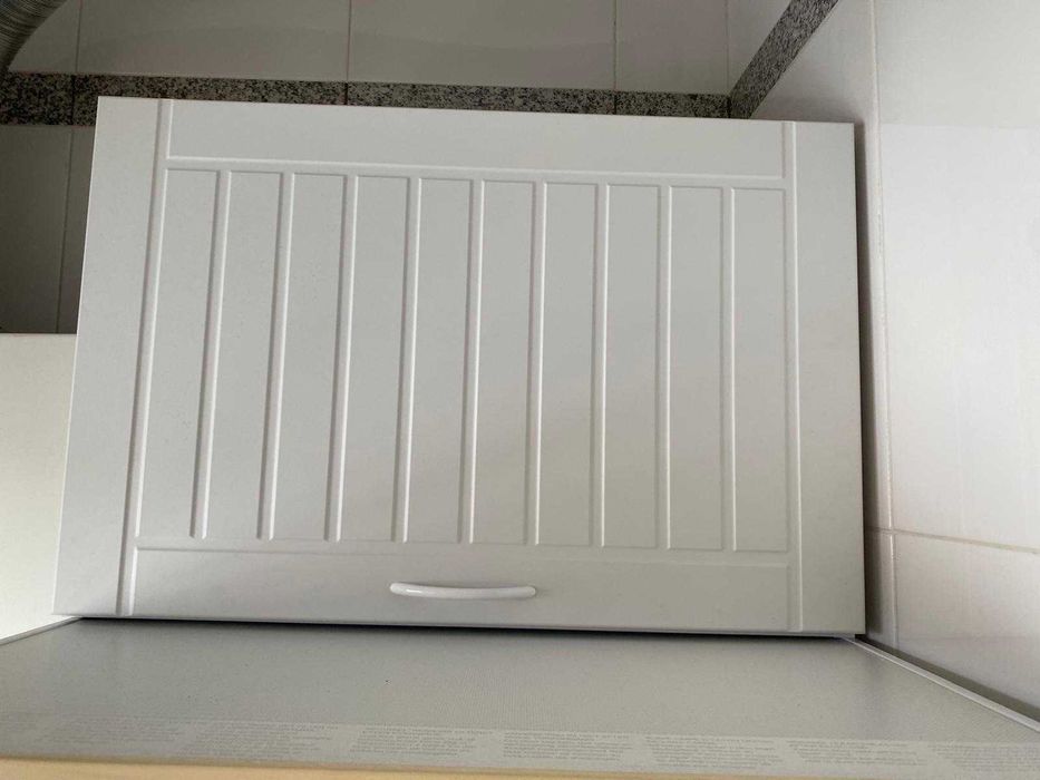 Armário com porta amovível novo