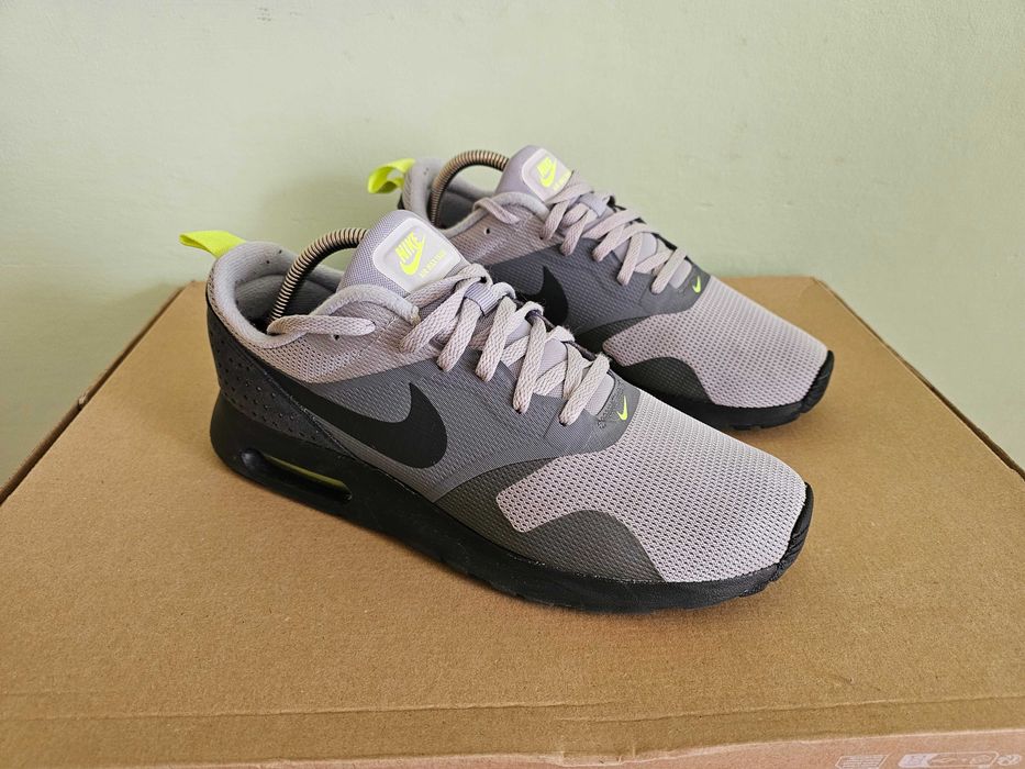 Buty Nike Air Max Tavas 42(26,5cm)