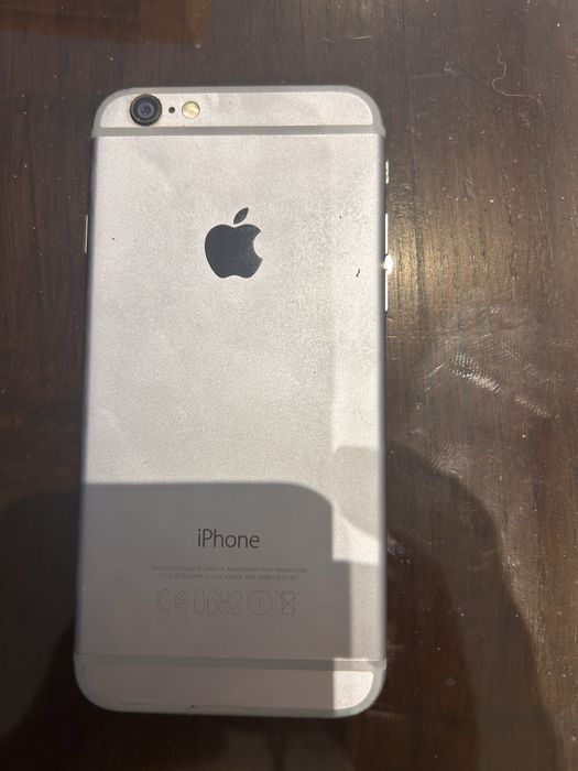 iPhone 6 – usado – para reparação ou peças