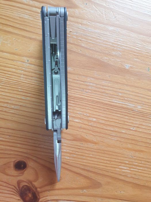 Kolekcjonerski multitool Leatherman Charge ALX