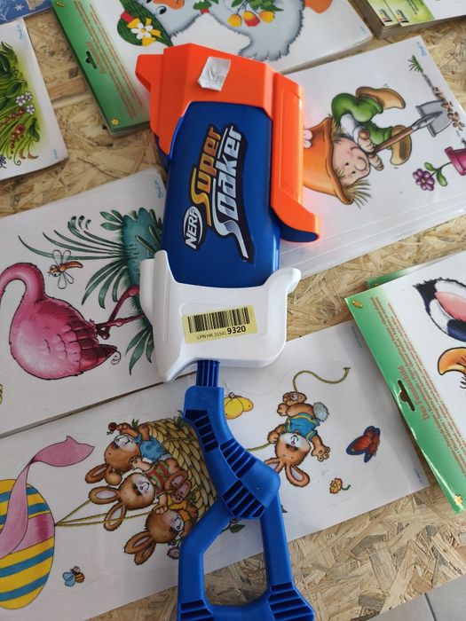 Pistolet na wodę nerf