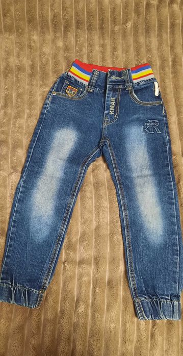 Джинсы стильные для мальчика