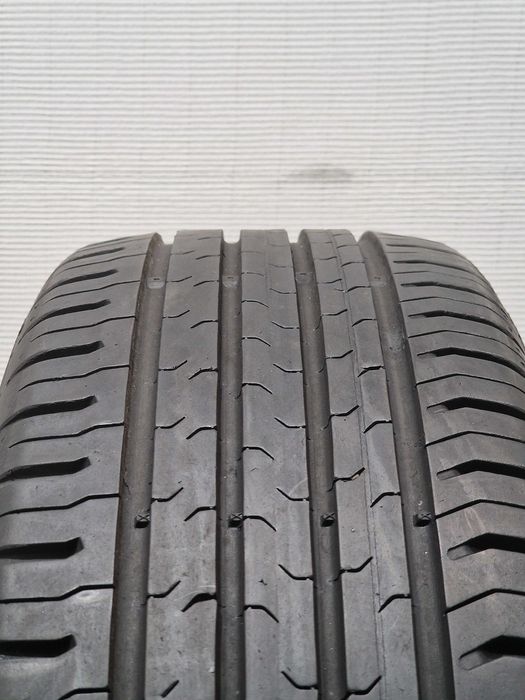 2 Pneus 205/55R17 CONTINENTAL Semi Novos
