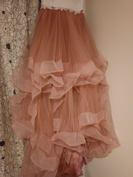 Vestido de noiva a estrear com etiqueta